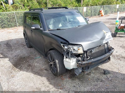 SCION XB 2012