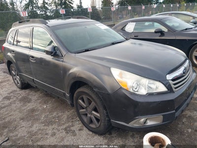 SUBARU OUTBACK 2010