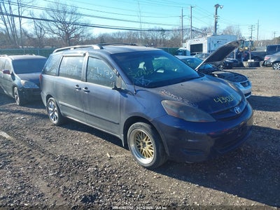 TOYOTA SIENNA 2006