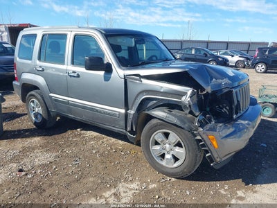 JEEP LIBERTY 2012
