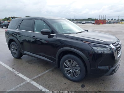 NISSAN PATHFINDER 2025
