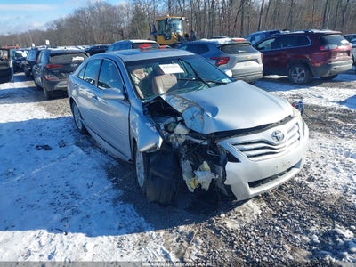 TOYOTA CAMRY 2011