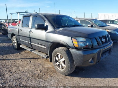 NISSAN TITAN 2012