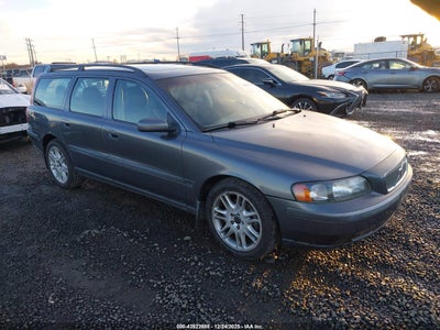 VOLVO V70 2004