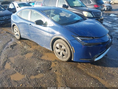 TOYOTA PRIUS PRIME 2024