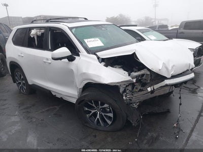 TOYOTA GRAND HIGHLANDER 2025