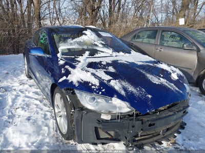 TESLA MODEL S 2016