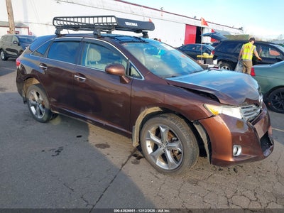 TOYOTA VENZA 2011