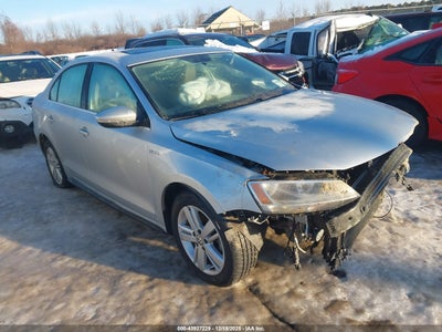 VOLKSWAGEN JETTA HYBRID 2014