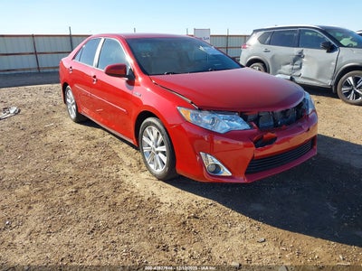 TOYOTA CAMRY HYBRID 2013
