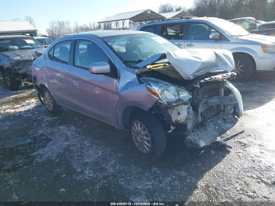 MITSUBISHI MIRAGE G4 2017