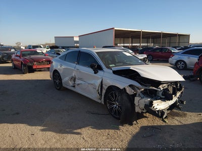 TOYOTA AVALON 2019