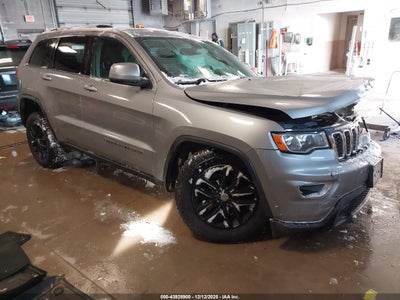 JEEP GRAND CHEROKEE 2017