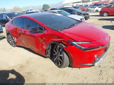 TOYOTA PRIUS PLUG-IN HYBRID 2026