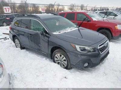 SUBARU OUTBACK 2019