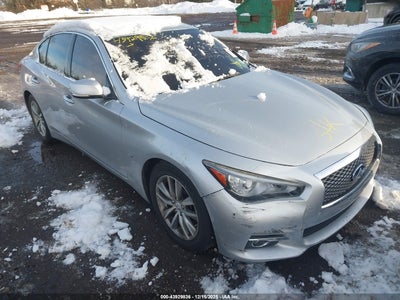 INFINITI Q50 2015