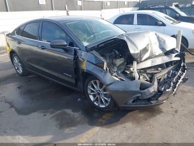 FORD FUSION HYBRID 2017