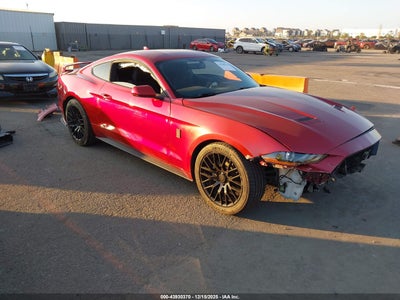 FORD MUSTANG 2020