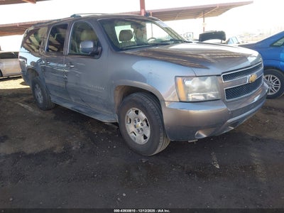 CHEVROLET SUBURBAN 1500 2011