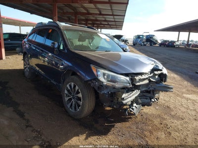 SUBARU OUTBACK 2016