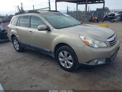 SUBARU OUTBACK 2010