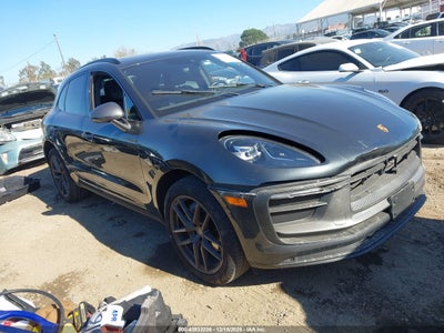 PORSCHE MACAN 2024