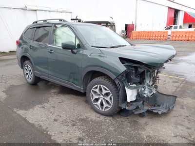 SUBARU FORESTER 2024
