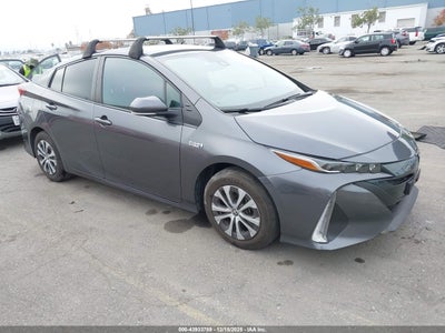 TOYOTA PRIUS PRIME 2021