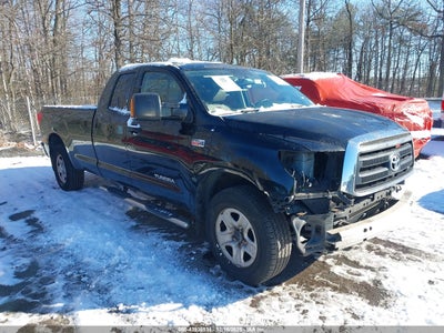 TOYOTA TUNDRA 2010