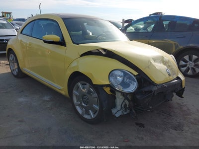VOLKSWAGEN BEETLE 2012