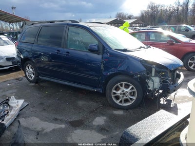 TOYOTA SIENNA 2005