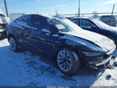 TESLA MODEL Y 2026