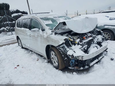 CHRYSLER PACIFICA HYBRID 2018