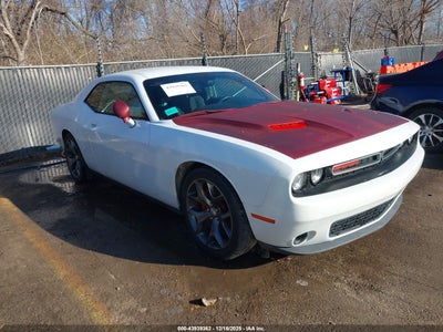 DODGE CHALLENGER 2015