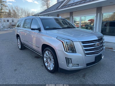 CADILLAC ESCALADE ESV 2018