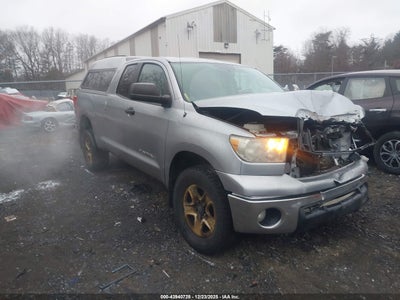 TOYOTA TUNDRA 2012