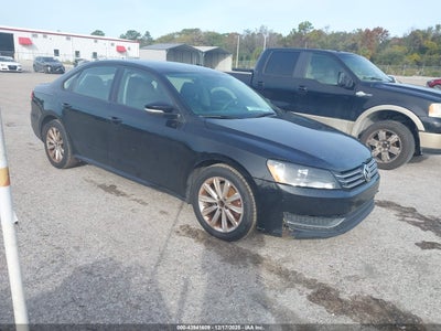VOLKSWAGEN PASSAT 2013