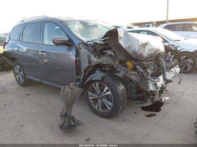 NISSAN PATHFINDER 2019