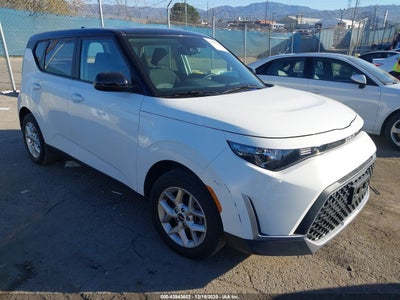 KIA SOUL 2023