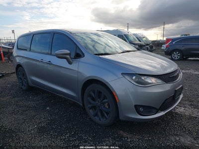 CHRYSLER PACIFICA 2020