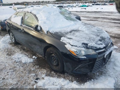 TOYOTA CAMRY HYBRID 2015