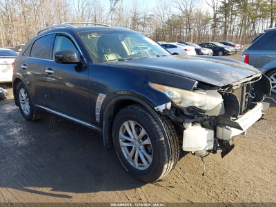 INFINITI FX35 2012