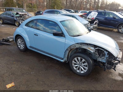 VOLKSWAGEN BEETLE 2015