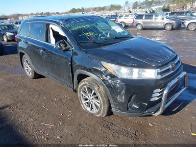 TOYOTA HIGHLANDER 2017