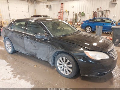 CHRYSLER 200 2014