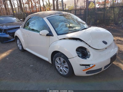 VOLKSWAGEN NEW BEETLE 2009
