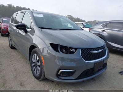 CHRYSLER PACIFICA HYBRID 2025