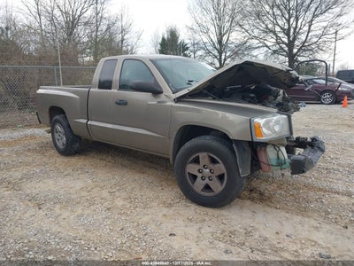 DODGE DAKOTA 2006