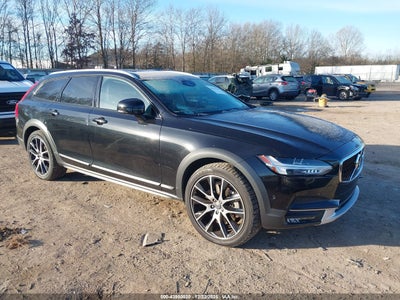VOLVO V90 CROSS COUNTRY 2019