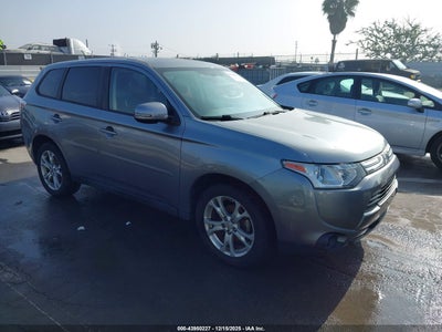 MITSUBISHI OUTLANDER 2014